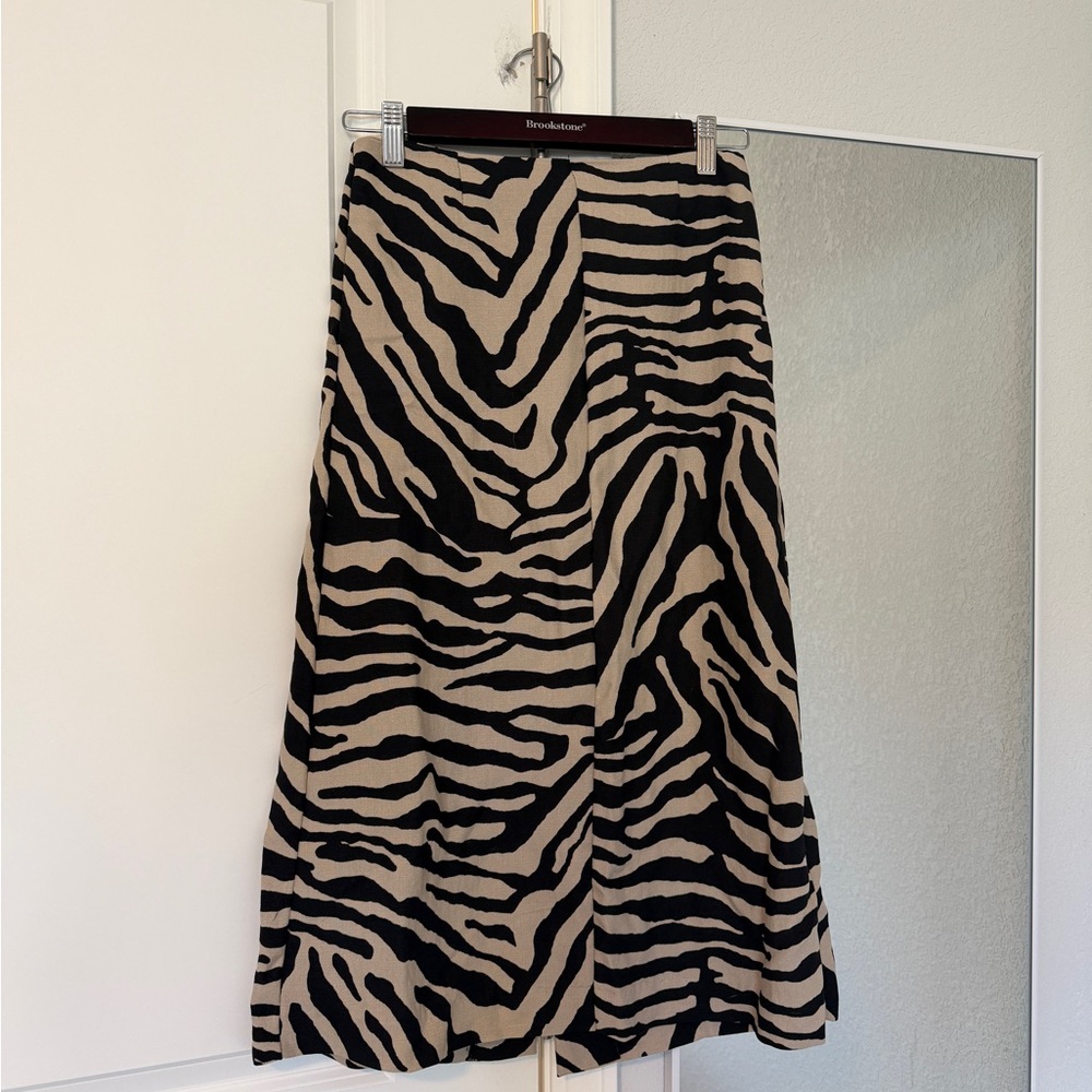 Light Beige/Zebra Print Midi Skirt - Picture 2 of 6